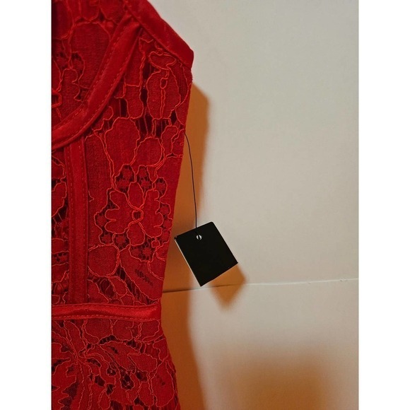 Lulus XS NWT Red Lace Spaghetti Straps contour dress. Sexy. Date Night. Party. - Picture 11 of 11